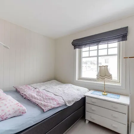 Reine Retro Villa - Cozy Villa With A Fantastic View Exterior foto