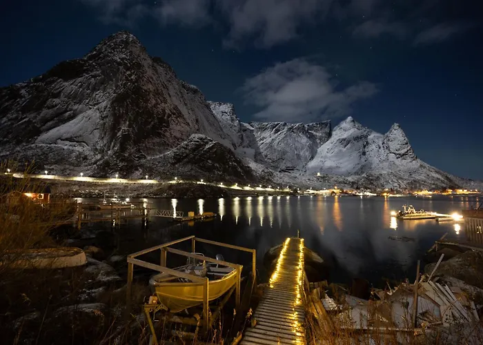 Reine Retro Villa - Cozy Villa With A Fantastic View